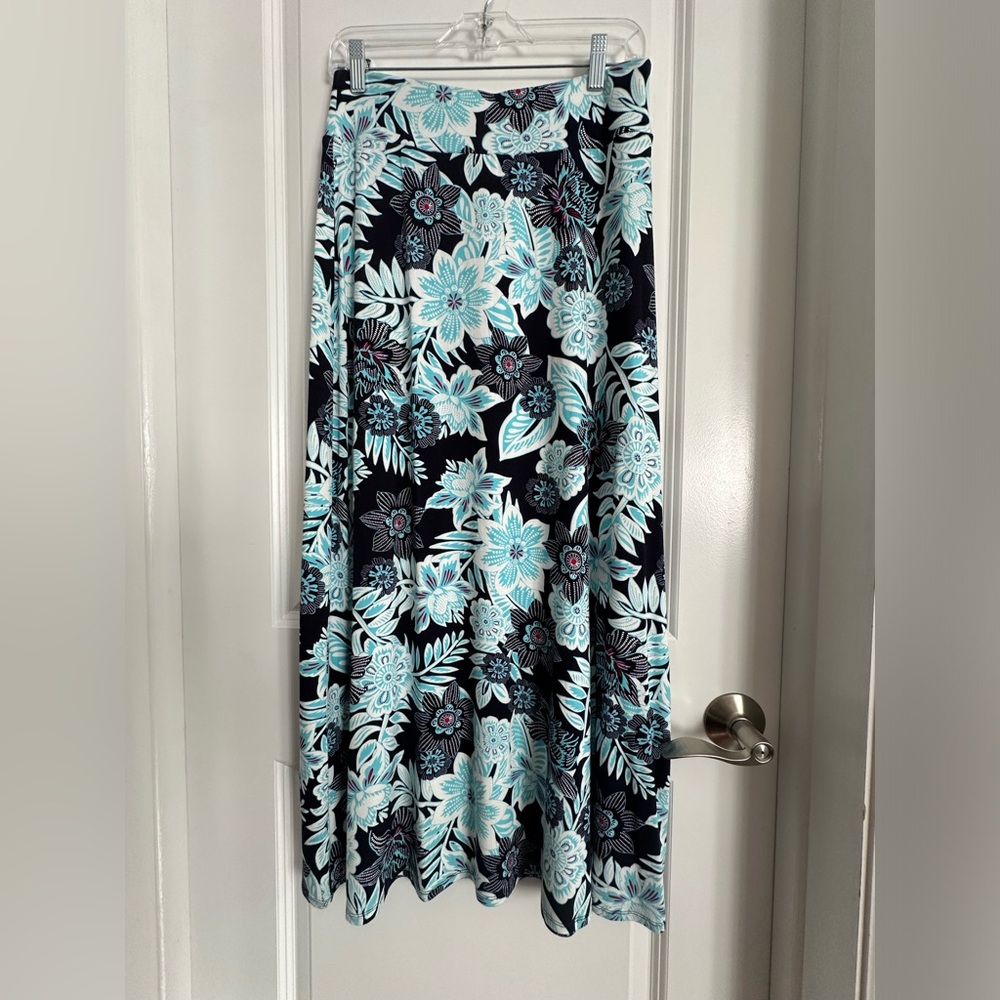 Beautiful Talbots Skirt